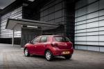 Dacia Sandero 2017 года (UK)